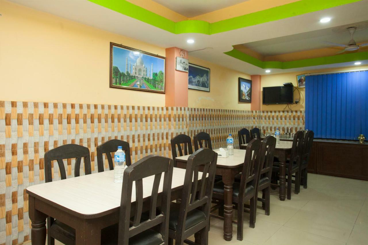 Spot On 397 Hotel Triveni Guest House Kathmandu Exterior photo